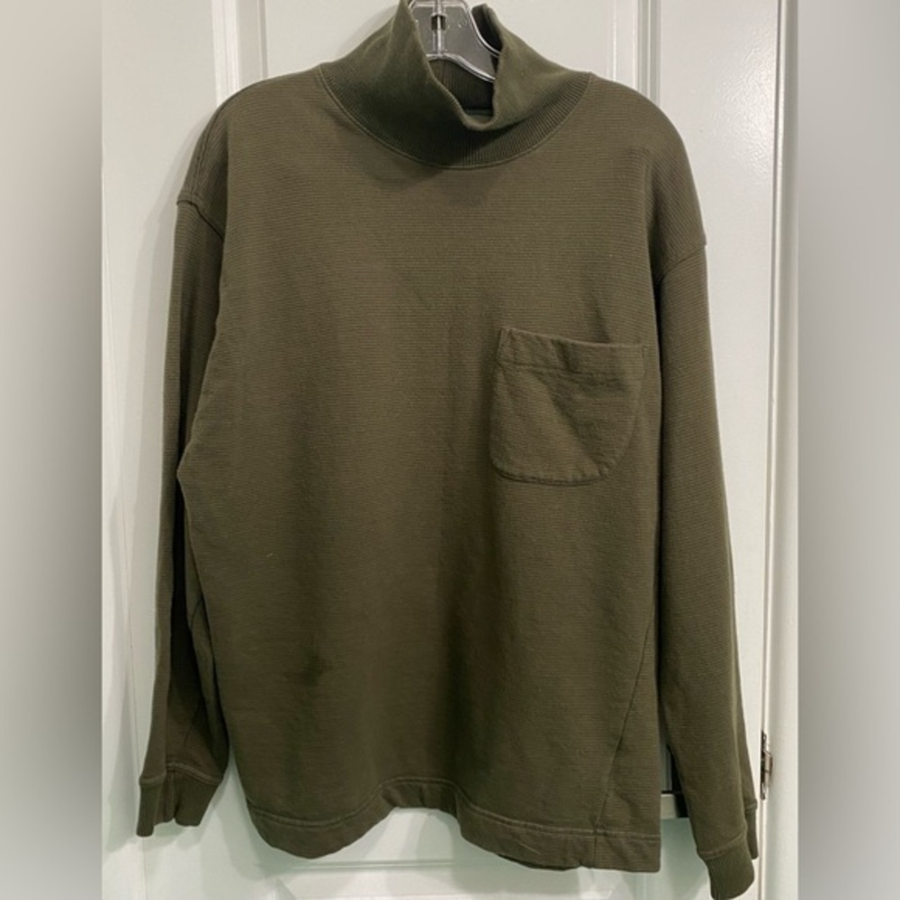 Patagonia Women’s turtle neck Medium